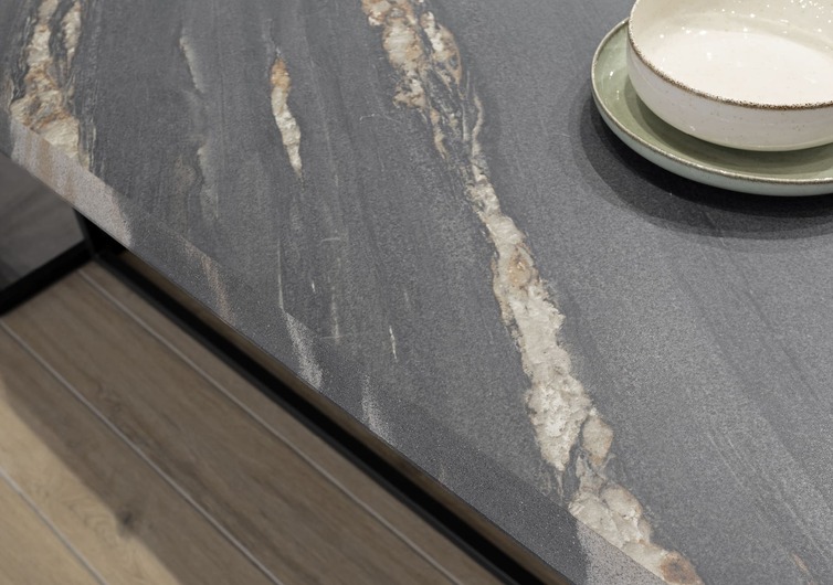 SapienStone 2023 kitchen trends marble-effect stoneware kitchen top black